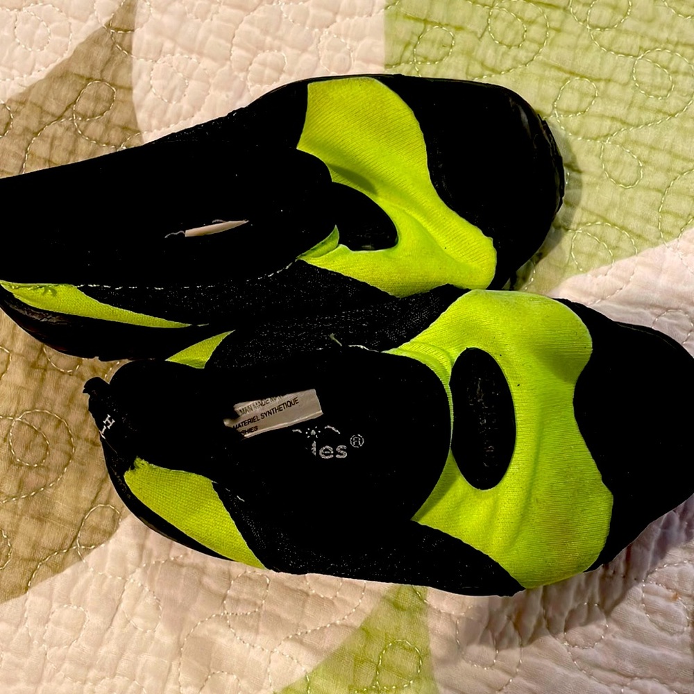 Kushies baby water shoes  marked s 5/6 worn once
